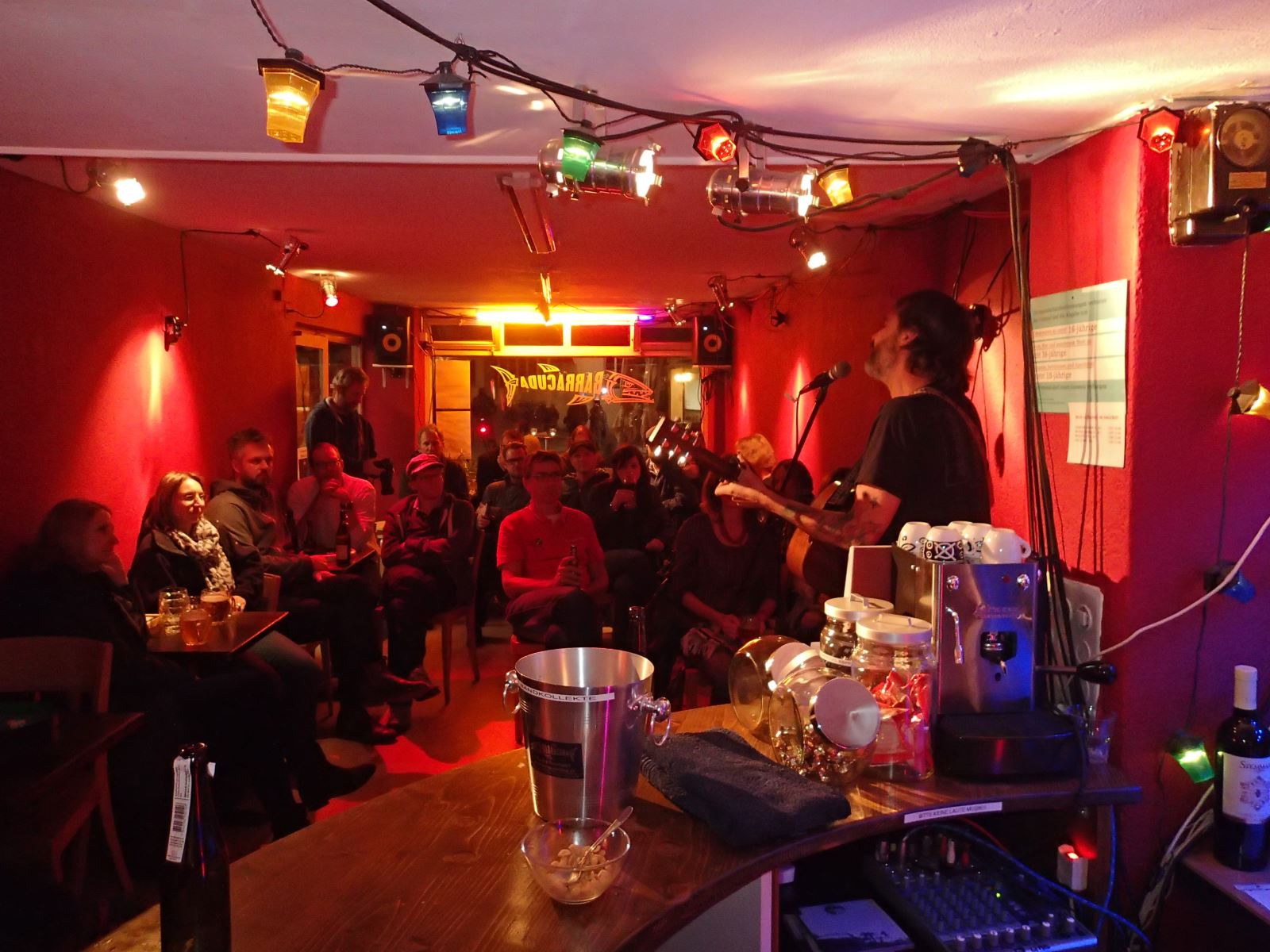 Barracuda Shop und Bar - KONZERTE